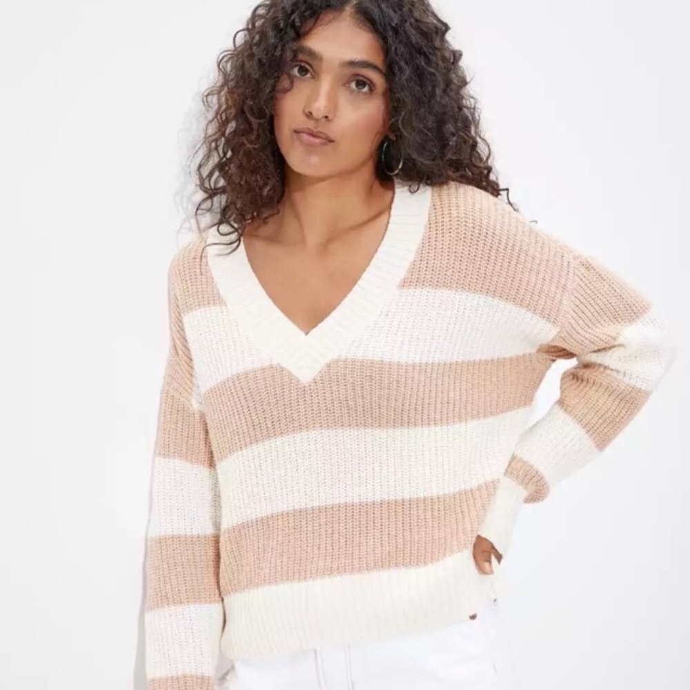 “American Eagle” blush pink striped, shaker knit, v-neck sweater -junior size S